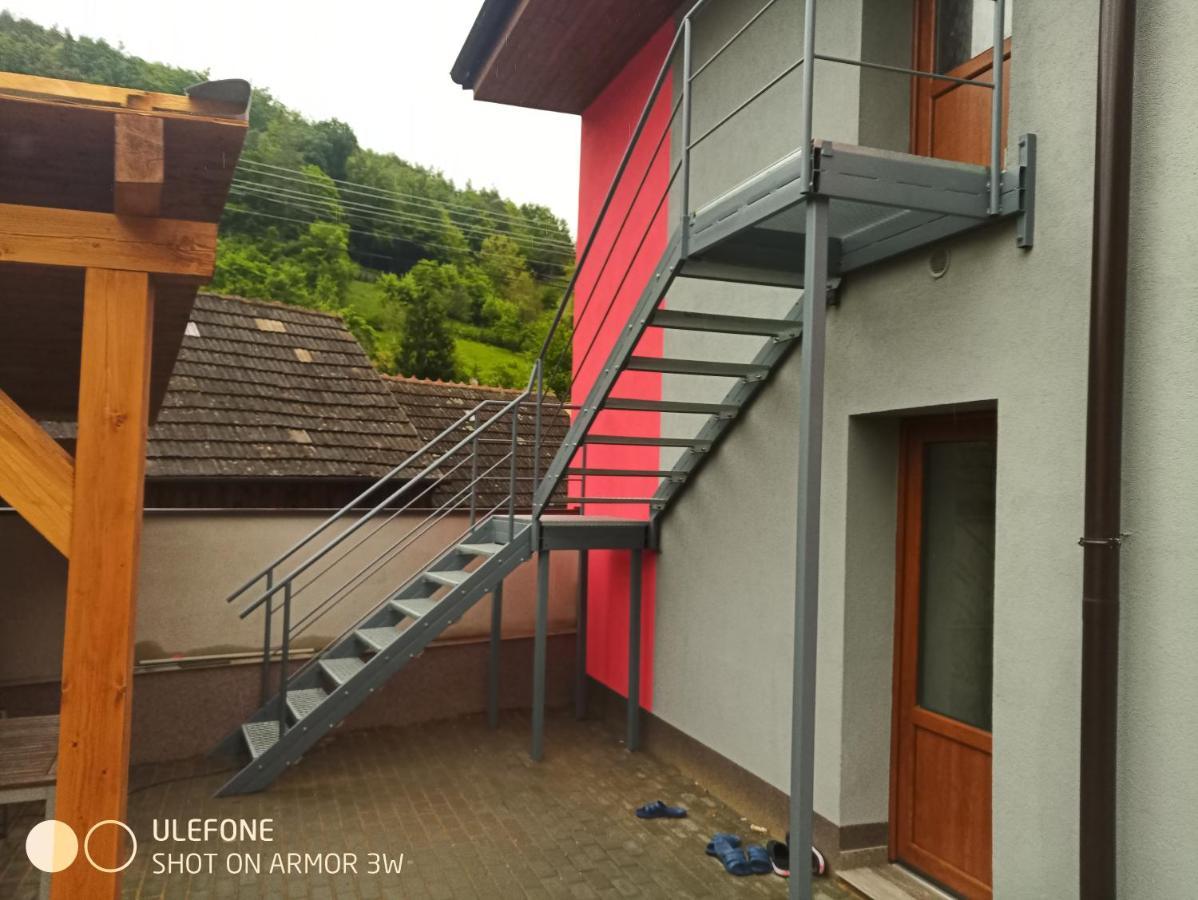 Pohoda Salas U Velehradu-2 Apartmany Uherske Hradiste Exterior photo