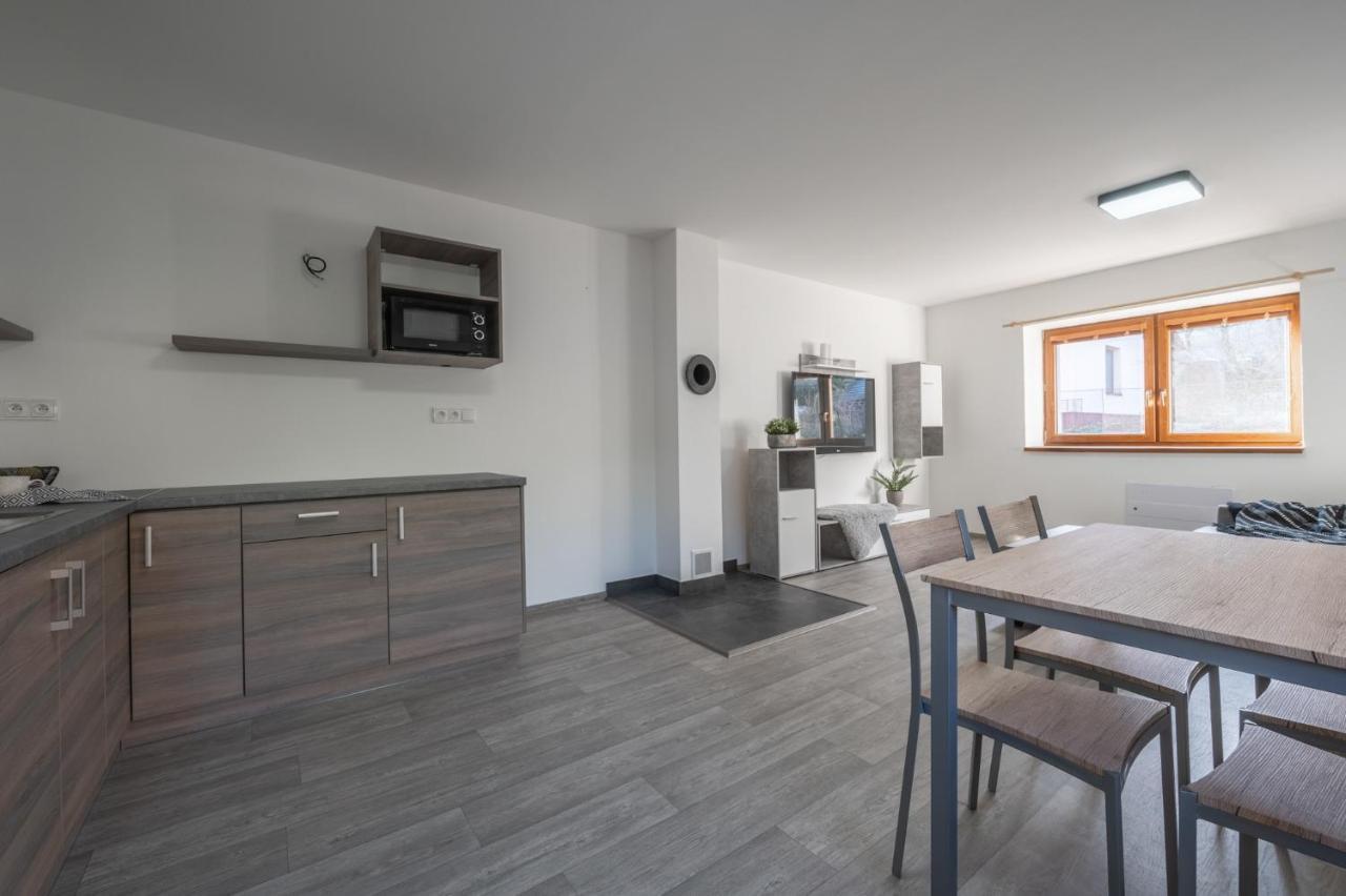 Pohoda Salas U Velehradu-2 Apartmany Uherske Hradiste Exterior photo